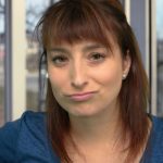 Držala sam u ruci požutelo pismo pokojne majke, a ocu su suze lile niz lice: Ono što sam upravo saznala otvorilo je pandorinu kutiju i razbilo me na komade