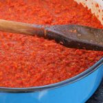 Srpski ajvar po originalnom receptu starom preko 100 godina: NAJUKUSNIJI AJVAR IKADA: Svi su odlepili za ovim receptom, tajna savršenosti je u OVOME! (RECEPT) Srpski ajvar po originalnom receptu starom preko 100 godina: NAJUKUSNIJI AJVAR IKADA: Svi su odlepili za ovim receptom, tajna savršenosti je u OVOME! (RECEPT) - featured image