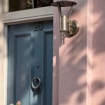 Stavite ovo na ulazna vrata i desiće se čudo: Blagostanje i sreća će ispuniti vaš dom Stavite ovo na ulazna vrata i desiće se čudo: Blagostanje i sreća će ispuniti vaš dom - featured image