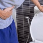 JEDAN OD PRVIH SIMPTOMA VISOKOG ŠEĆERA U KRVI pojavljuje se na WC šolji: Postoje dva načina da otkrijete problem JEDAN OD PRVIH SIMPTOMA VISOKOG ŠEĆERA U KRVI pojavljuje se na WC šolji: Postoje dva načina da otkrijete problem - featured image