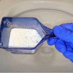 Sipajte u toalet i sačekajte 15 minuta: Domaći trik koji bi SVI trebali znati! Sipajte u toalet i sačekajte 15 minuta: Domaći trik koji bi SVI trebali znati! - featured image