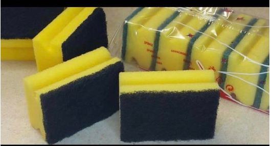 ČIST I MIRISAN FRIŽIDER: JEDNOSTAVAN TRIK S SUNĐEROM - featured image ČIST I MIRISAN FRIŽIDER: JEDNOSTAVAN TRIK S SUNĐEROM - featured image