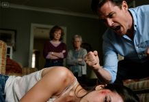 Jedan poziv u noći razotkrio je obiteljsku tajnu koju su pokušali zauvijek sakriti Jedan poziv u noći razotkrio je obiteljsku tajnu koju su pokušali zauvijek sakriti - featured image