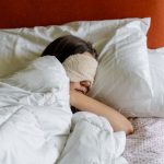 Večeras OBAVEZNO stavite OVO ispod jastuka: Dok vi spavate NOVAC će početi da se GOMILA Večeras OBAVEZNO stavite OVO ispod jastuka: Dok vi spavate NOVAC će početi da se GOMILA - featured image