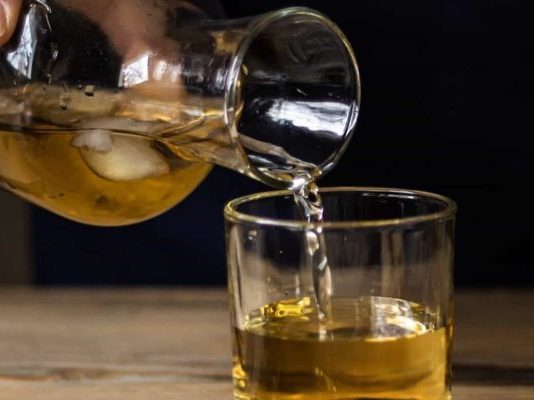 NAJBOLJI ČISTAČ JETRE: Uzmite gutljaj na prazan stomak i crijeva će raditi kao sat, zaboravit ćete na loše varenje NAJBOLJI ČISTAČ JETRE: Uzmite gutljaj na prazan stomak i crijeva će raditi kao sat, zaboravit ćete na loše varenje - featured image