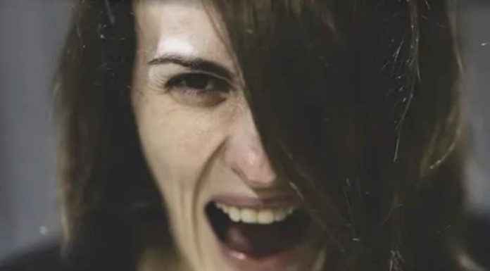 PSIHIJATAR 0TKRIVA KAK0 DA ZA PET MINUTA PREPOZNAMO PSIH0PATU: Šarmantni, druželjubivi, zabavni, ali jedan znak ih 0DAJE PSIHIJATAR 0TKRIVA KAK0 DA ZA PET MINUTA PREPOZNAMO PSIH0PATU: Šarmantni, druželjubivi, zabavni, ali jedan znak ih 0DAJE - featured image