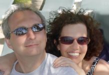 Posle razvoda utehu sam našla u 11 godina starijem Siniši, kleo se u našu ljubav, bila sam najsrećnija: A onda mi se javio jedna dečko na Fejsu i slomio mi srce Posle razvoda utehu sam našla u 11 godina starijem Siniši, kleo se u našu ljubav, bila sam najsrećnija: A onda mi se javio jedna dečko na Fejsu i slomio mi srce - featured image