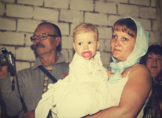 “Svekrva je zahtevala da uradimo DNK test za sina jer je ličio na komšiju, a ne na oca: Kad su stigli rezultati, zanemela je od šoka”