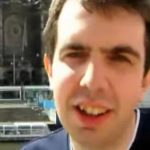 Zbog čoveka koji ima najveću “muškost”, devojka dobila potres mozga: Način na koji ga sakriva odećom mnoge ostavi u čudu Zbog čoveka koji ima najveću “muškost”, devojka dobila potres mozga: Način na koji ga sakriva odećom mnoge ostavi u čudu - featured image