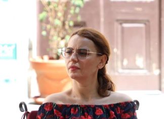 “Nisam imala nijedan simptom. Rak je naišao kao cunami, napao me sa svih strana i razorio me”: Ovako je naša čuvena glumica saznala da ima opaku bolest “Nisam imala nijedan simptom. Rak je naišao kao cunami, napao me sa svih strana i razorio me”: Ovako je naša čuvena glumica saznala da ima opaku bolest - featured image