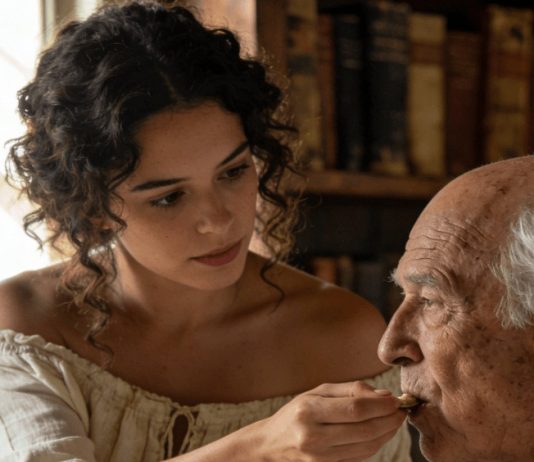 💔 Udala sam se za svog 80-godišnjeg susjeda kako bih mu spasila kuću… a onda sam ostala trudna i njegova obitelj je došla po krv. 💔 Udala sam se za svog 80-godišnjeg susjeda kako bih mu spasila kuću… a onda sam ostala trudna i njegova obitelj je došla po krv. - featured image