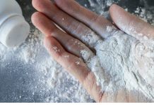 TREBALI SMO OVO RANIJE ZNATI: Puder za bebe ima MOĆI za koje niste MOGLI ni sanjati JEFTINO, A ČUDESNO!