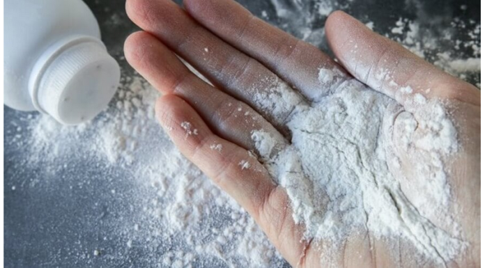 TREBALI SMO OVO RANIJE ZNATI: Puder za bebe ima MOĆI za koje niste MOGLI ni sanjati JEFTINO, A ČUDESNO!