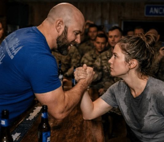 U baru za vojnike, muškarac je namerno prosuo vodu po meni, a zatim me izazvao da testiram svoju snagu u meču u rvanju rukama. Bio je siguran da sam samo obična domaćica, ali nije imao pojma ko sam zapravo i šta sve mogu 😱😨 U baru za vojnike, muškarac je namerno prosuo vodu po meni, a zatim me izazvao da testiram svoju snagu u meču u rvanju rukama. Bio je siguran da sam samo obična domaćica, ali nije imao pojma ko sam zapravo i šta sve mogu 😱😨 - featured image