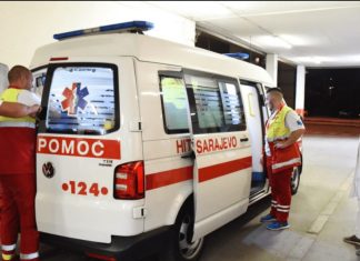 TRAGEDIJA: Dijete pojelo ZAČIN kojeg svi imamo u kuhinji i UMRO!!Ukoliko ga imate u kuhinji odmah ga bacite….. TRAGEDIJA: Dijete pojelo ZAČIN kojeg svi imamo u kuhinji i UMRO!!Ukoliko ga imate u kuhinji odmah ga bacite….. - featured image