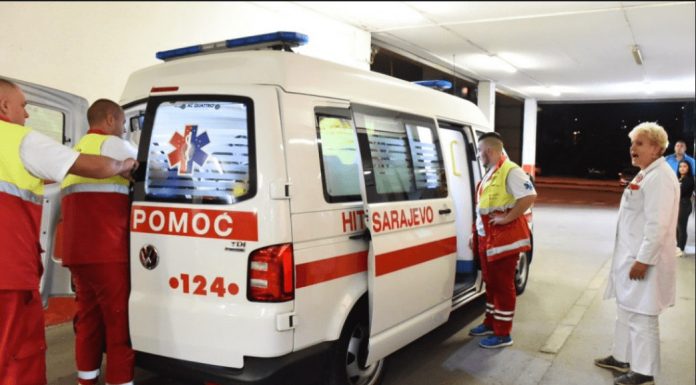 TRAGEDIJA: Dijete pojelo ZAČIN kojeg svi imamo u kuhinji i UMRO!!Ukoliko ga imate u kuhinji odmah ga bacite….. TRAGEDIJA: Dijete pojelo ZAČIN kojeg svi imamo u kuhinji i UMRO!!Ukoliko ga imate u kuhinji odmah ga bacite….. - featured image