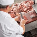 Evo kako njemačka industrija iskorištava Bosanke i srpske radnike: Dižu kredite da bi dobili posao na kojem trpe torturu!! Evo kako njemačka industrija iskorištava Bosanke i srpske radnike: Dižu kredite da bi dobili posao na kojem trpe torturu!! - featured image