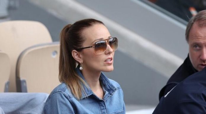Jelena Đoković napala majku i stala na stranu svekrve, nastao “haos” u porodici: Dijana je čestita, a moja Vera… Jelena Đoković napala majku i stala na stranu svekrve, nastao “haos” u porodici: Dijana je čestita, a moja Vera… - featured image