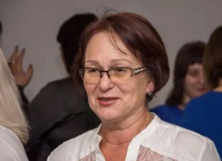 Gordana došla iz Švedske posle 30 godina na svadbu sestrića: Tetka htela sve da zadivi, pa samu sebe neviđeno osramotila Gordana došla iz Švedske posle 30 godina na svadbu sestrića: Tetka htela sve da zadivi, pa samu sebe neviđeno osramotila - featured image