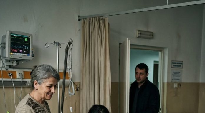 Bila sam u bolnici već tri dana i pokušavala se sabrati nakon nesreće koja me gotovo zdrobila. Bila sam u bolnici već tri dana i pokušavala se sabrati nakon nesreće koja me gotovo zdrobila. - featured image