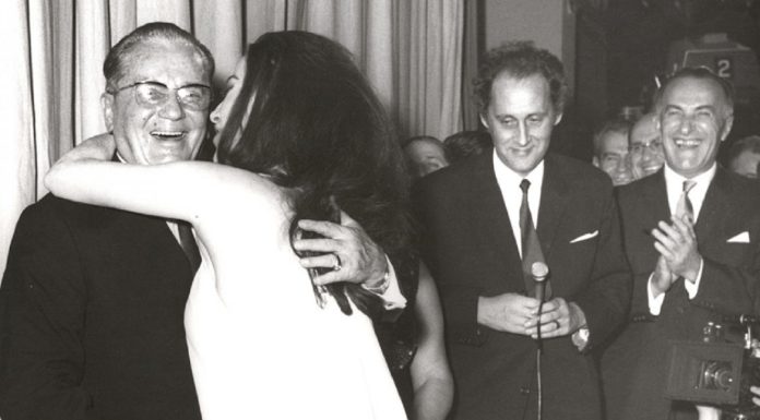 TITOVI LJUDI HTELI DA JE OTRUJU: Olivera Katarina je plaćala skupu cenu svoje lepote – “Stalno su nasrtali na mene” Jovanka je uvijek bila ljubomorna TITOVI LJUDI HTELI DA JE OTRUJU: Olivera Katarina je plaćala skupu cenu svoje lepote – “Stalno su nasrtali na mene” Jovanka je uvijek bila ljubomorna - featured image