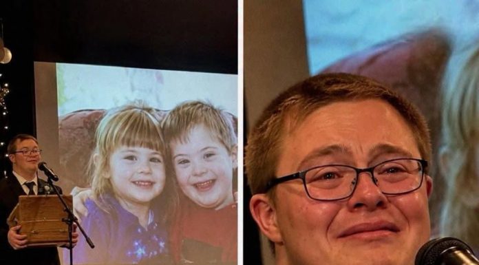 Na maturalnoj večeri svi su se smijali kad je moj mlađi brat sa sindromom Down na pozornicu donio malu drvenu kutiju i rekao da je to jedino što mi može dati — ali ono što je sakrio unutra natjeralo je cijelu dvoranu da utihne Na maturalnoj večeri svi su se smijali kad je moj mlađi brat sa sindromom Down na pozornicu donio malu drvenu kutiju i rekao da je to jedino što mi može dati — ali ono što je sakrio unutra natjeralo je cijelu dvoranu da utihne - featured image