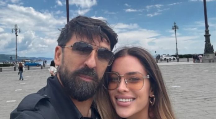 JOŠ JEDAN RAZVOD!!!Mina napustila Ognjena Amidžića nakon što ga je uhvatila u zagrljaju POPULARNE pjevačice : Oglasila se na Instagramu, i podijelila skandalozi VIDEO….Bez stida i morala JOŠ JEDAN RAZVOD!!!Mina napustila Ognjena Amidžića nakon što ga je uhvatila u zagrljaju POPULARNE pjevačice : Oglasila se na Instagramu, i podijelila skandalozi VIDEO….Bez stida i morala - featured image