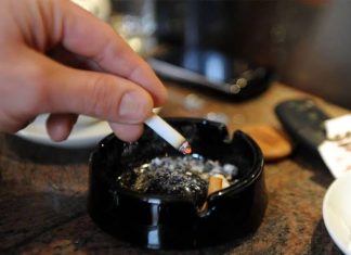 KUĆA VAM SMRDI NA DUVAN? Ova 3 jednostavna trika mogu pomoći da ponovo miriše sveže KUĆA VAM SMRDI NA DUVAN? Ova 3 jednostavna trika mogu pomoći da ponovo miriše sveže - featured image