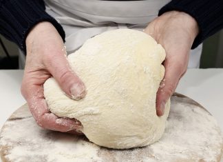 Jedan recept za sva peciva: Ovo tijesto će vas oduševiti Jedan recept za sva peciva: Ovo tijesto će vas oduševiti - featured image