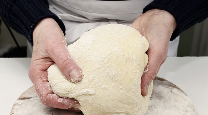 Jedan recept za sva peciva: Ovo tijesto će vas oduševiti Jedan recept za sva peciva: Ovo tijesto će vas oduševiti - featured image